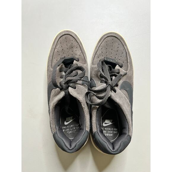 Nike Air Force 1 Sage Low Women’s Sz 6.5 AR5339-001 gray Suede Platform Sneakers - Picture 10 of 11